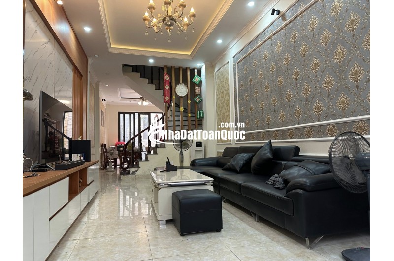 Điểm nóng sau QH! Nhà siêu đẹp Quan Nhân 62m2 - 16T chỉ việc xách vali về ở!