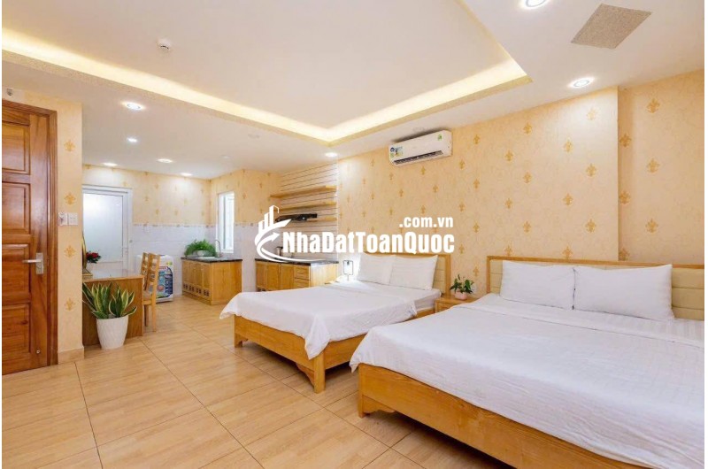 Bán nhà mặt phố Phan Chu Trinh, Vũng Tàu, diện tích 180m2, giá 23 tỷ, sổ hồng. Liên hệ: 0797922499.