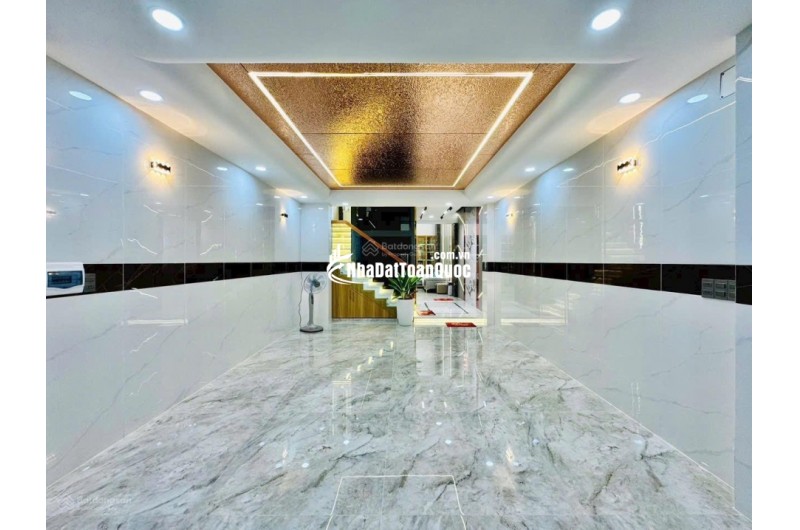 Bán nhà Đường Số 30, Phường 6, Gò Vấp; Diện tích: 4.2m x 16m; 5 tầng.
