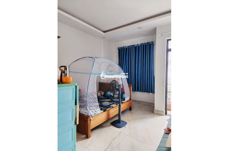Bán nhà ngõ 9 Trường Thọ, Thủ Đức. 75m2, 3 tầng, 3PN, SH. Giá 6.85  tỷ. LH: 0933125879