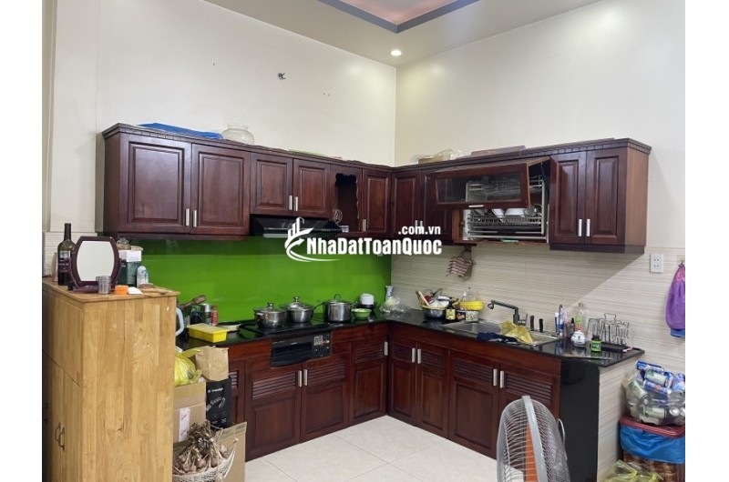Bán nhà trong ngõ Lê Thị Hoa, Bình Chiểu, Thủ Đức. 71m2, 3 tầng, 3PN. Sổ hồng, giá 6,05  tỷ. LH: 0933125879