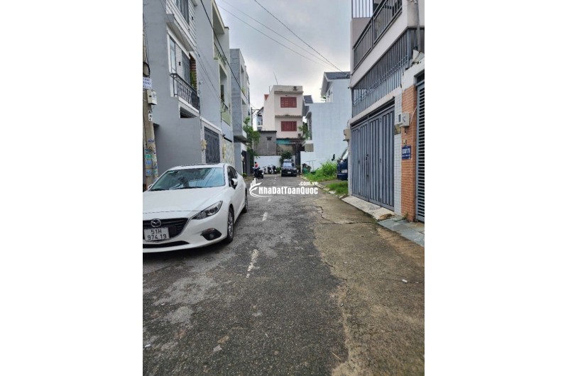 Bán nhà ngõ 9 Trường Thọ, Thủ Đức. 75m2, 3 tầng, 3PN, SH. Giá 6.85  tỷ. LH: 0933125879