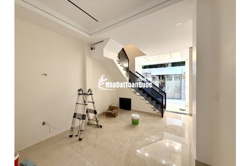 BÁN NHÀ KHU VIP LỘC VỪNG- NHÀ MỚI HXH - QUỐC LỘ 13 - TP. THỦ ĐỨC - GIÁ 8.6 TỶ