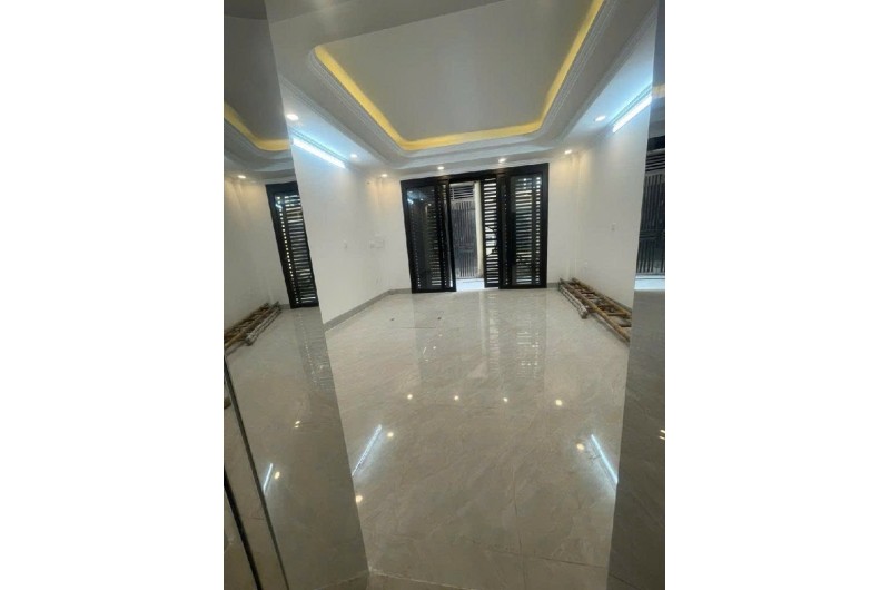 Bán nhà Xuân Đỉnh! 35m, 7 tầng, mặt tiền 4.4 thang máy chạy vù vù!
