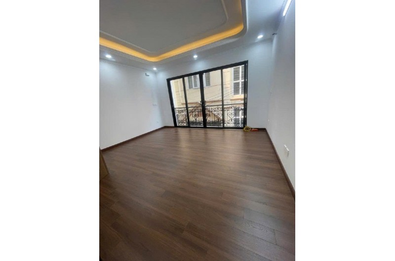 Bán nhà Xuân Đỉnh! 35m, 7 tầng, mặt tiền 4.4 thang máy chạy vù vù!