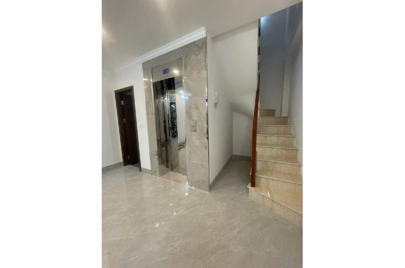 Bán nhà Xuân Đỉnh! 35m, 7 tầng, mặt tiền 4.4 thang máy chạy vù vù!