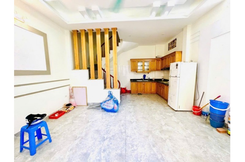 Bán nhà Lô góc, mặt ngõ, oto 4 chỗ qua cửa, 35m, 5 tầng, mặt tiền 5.2m!