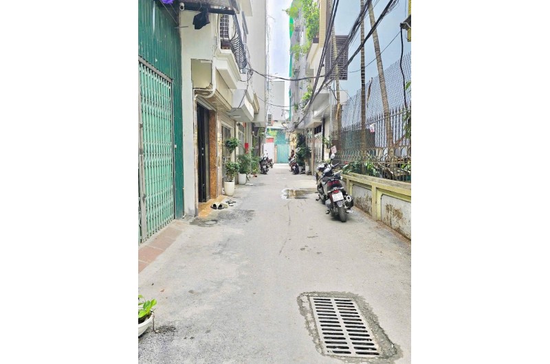 Chính chủ bán nhà Tân Xuân, Bắc Từ Liêm, DT 35m2, vị trí siêu đẹp, ô tô đỗ cửa