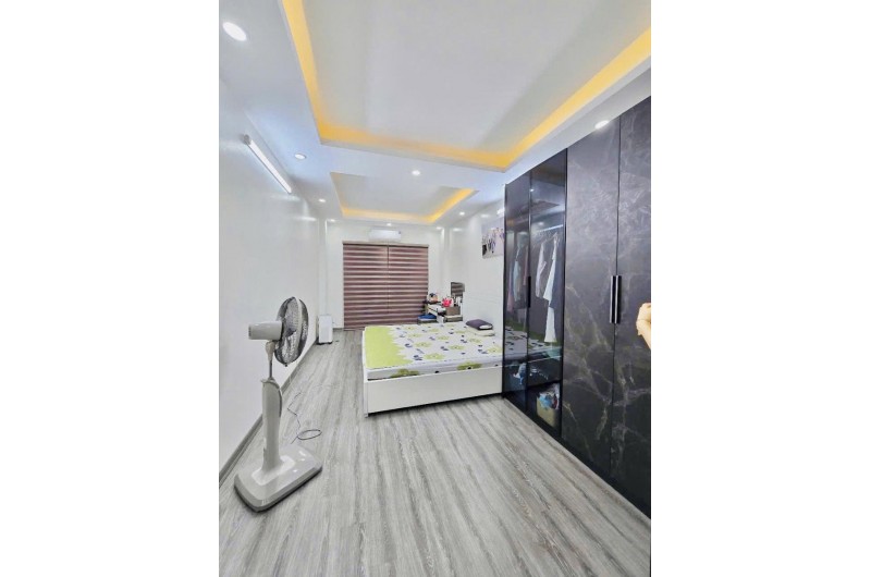Chính chủ bán nhà Tân Xuân, Bắc Từ Liêm, DT 35m2, vị trí siêu đẹp, ô tô đỗ cửa