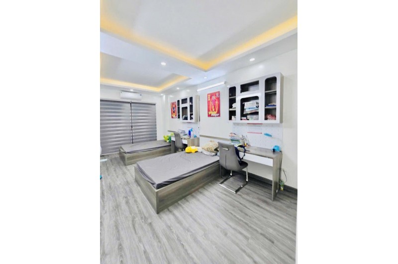 Chính chủ bán nhà Tân Xuân, Bắc Từ Liêm, DT 35m2, vị trí siêu đẹp, ô tô đỗ cửa