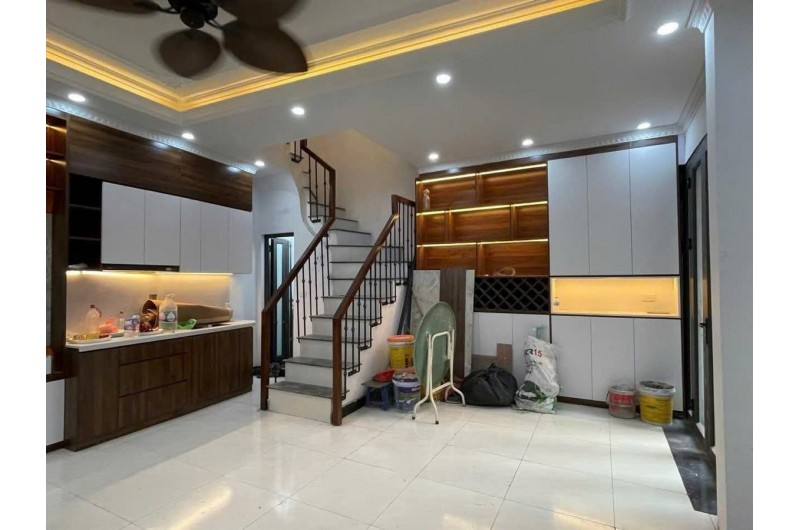 MẶT NGÕ RỘNG - CÁCH MẶT PHỐ 50M THÔNG VÕNG THỊ, 5 Phút Ra Hồ Tây