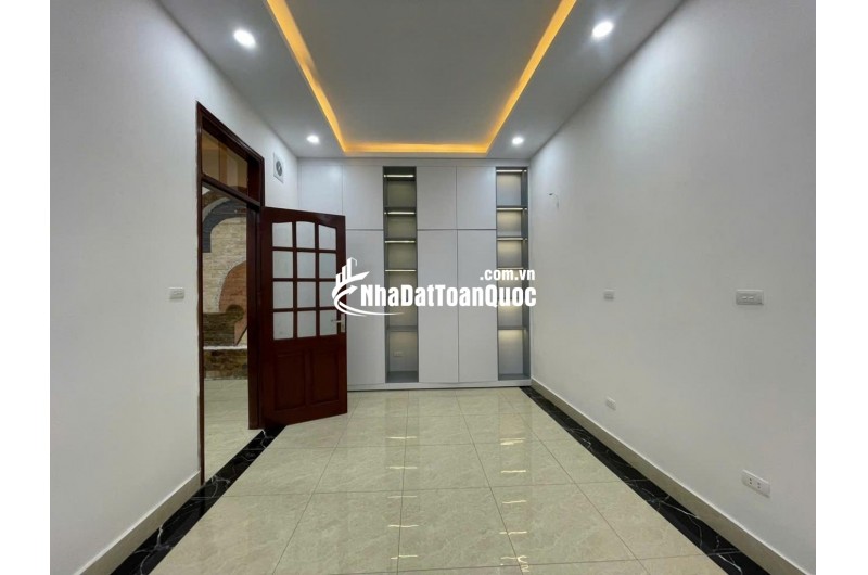 Bán nhà Khương Trung- 50m ra mặt phố - Giá đầu tư- 54m2