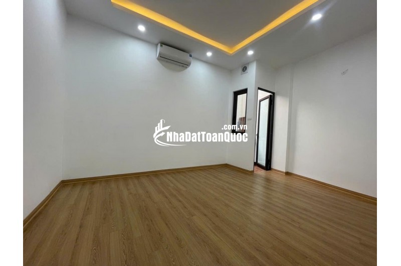 Bán nhà Khương Trung- 50m ra mặt phố - Giá đầu tư- 54m2