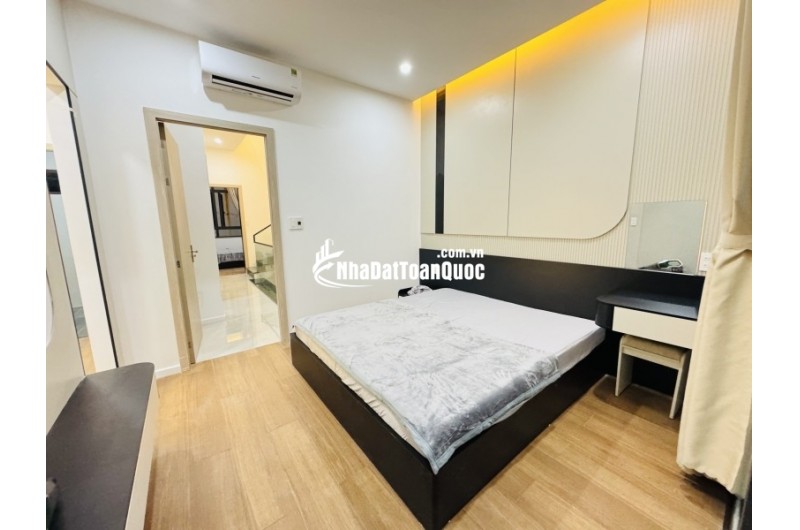 ► Nhà Mai Lão Bạng, gần Bạch Đằng, 108m2, ngang 5.5m, 3 mê mới tinh, Hiện Đại, Nội Thất Ngoại, 6.37 tỷ
