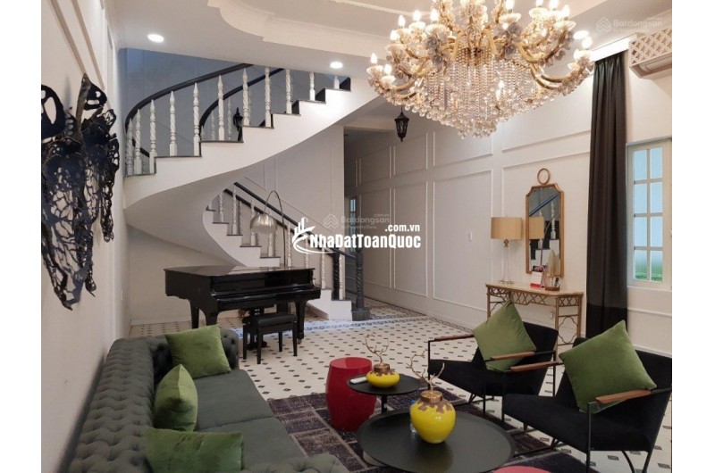 Cho thuê villa full nội thất mặt tiền 107 Lê Văn Chí, TP. Thủ Đức, 7x35m2 trệt 2 lầu. Giá 45 triệu, phù hợp spa, thẩm mỹ viện