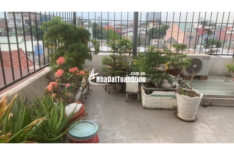 Bán nhà trong ngõ Lê Thị Hoa, Bình Chiểu, Thủ Đức. 71m2, 3 tầng, 3PN. Sổ hồng, giá 6,05  tỷ. LH: 0933125879