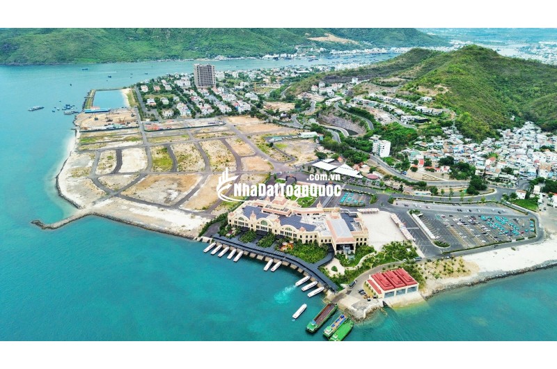Vin Phú Quý (Nha Trang) : Điểm Đến Bờ Biển Độc Quyền