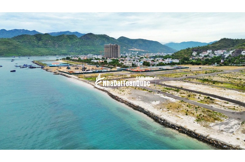 Vin Phú Quý (Nha Trang) : Điểm Đến Bờ Biển Độc Quyền