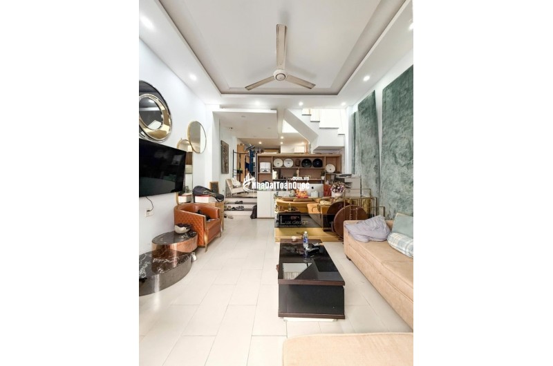 Bán nhà ngõ Q.2, An Khánh, đường Số 8. DT 50m2, 2 tầng, 2PN. Sổ hồng chính chủ, giá 9.9 tỷ. LH: 0933125879