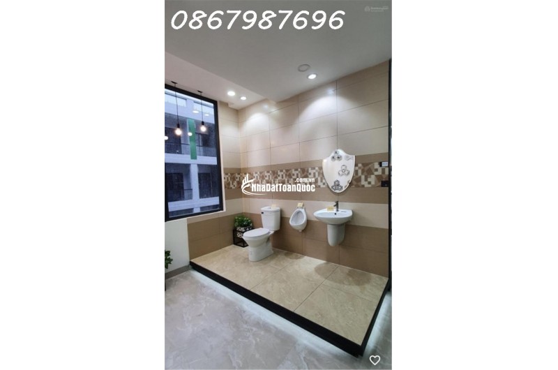 Cho thuê toà nhà kinh doanh góc 2 mặt tiền VCN Phước Hải, TP. Nha Trang