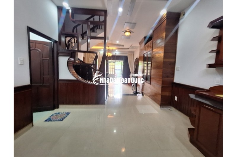 Bán nhà Đỗ Xuân Hợp, Q.9, Phước Long B. 60m2, 3 tầng, 4PN. Sổ hồng, 7.2 tỷ. LH: 0933125879