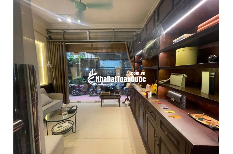 Bán nhà Lý Nam Đế 66m², 6 tầng, 2 thoáng, có thang máy – chỉ 40.5 tỷ – siêu hiếm trung tâm Hoàn Kiếm