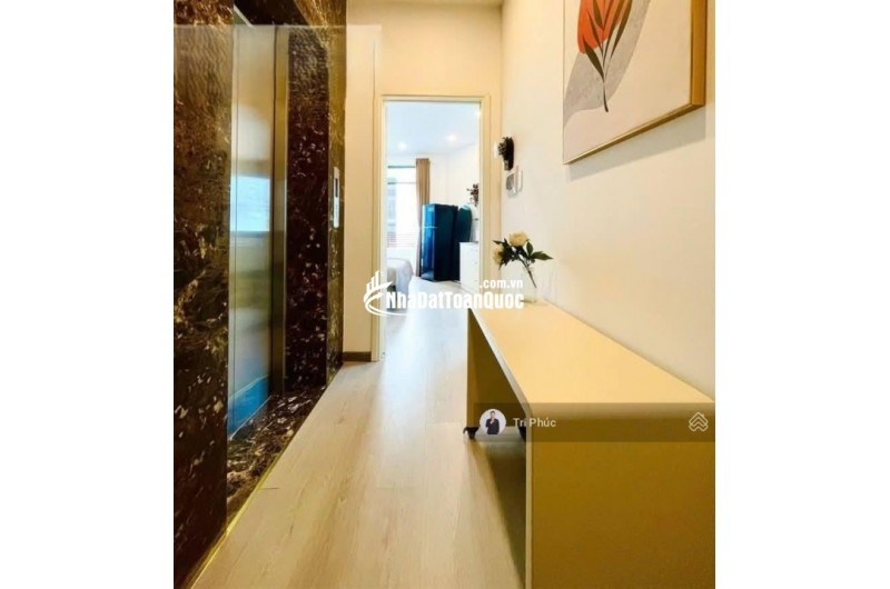 Nhà mặt phố Phan Xích Long, Phú Nhuận Phú Nhuận 54m2 4PN có thang máy, cho thuê 450tr