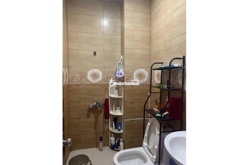 Bán nhà mặt phố Tân Hòa 2, Q.9, Hiệp Phú. DT 93m2, 2 tầng, 3PN. Sổ hồng. Giá 8.9 tỷ. LH: 0933125879