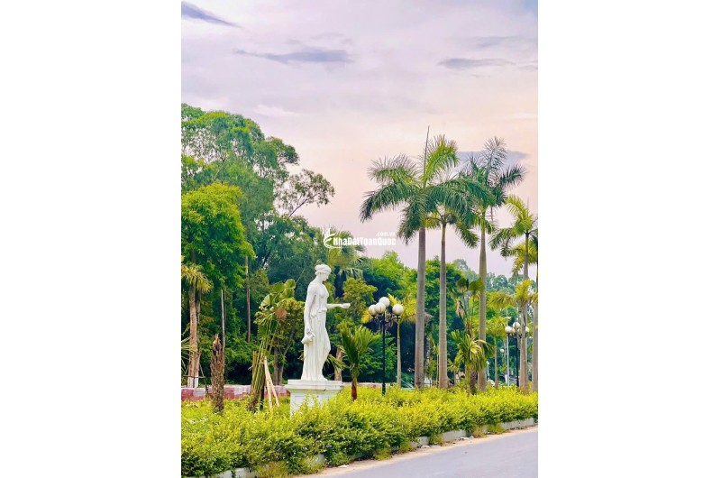 Cần bán 90m2 đất Khu đô thị biển  Hải Hòa, Nghi Sơn,TH đường 17.5m giá chỉ 2Tỷ090. LH 0969 346 836