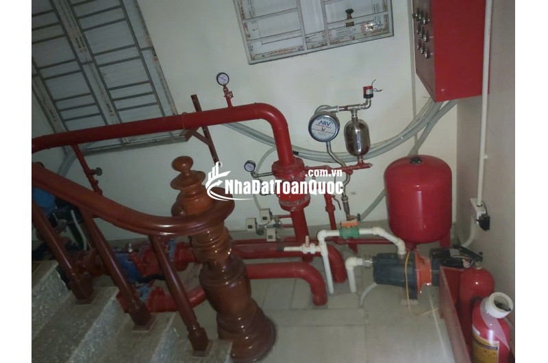 Cho thuê tòa MP Ngô Xuân Quảng.Gia Lâm, Hà Nội, 100m2x6T, MT 8m, thang máy, tầng hầm, PCCC vị trí KD sầm uất