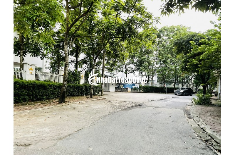 HÀNG ĐẸP VẠN PHÚC – Ở LÀ SƯỚNG – LÀM VĂN PHÒNG LÀ CHẤT – ĐẦU TƯ LÀ LỜI