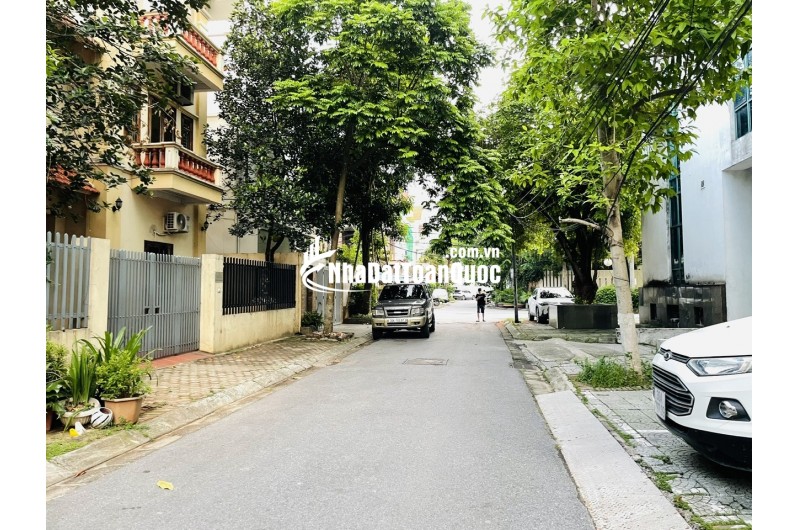 NHÀ HIẾM – CHÍNH CHỦ BÁN BIỆT THỰ TIỂU KHU VẠN PHÚC – VIEW TRƯỜNG VIỆT NHẬT- GIÁ NÀO CŨNG BÁN