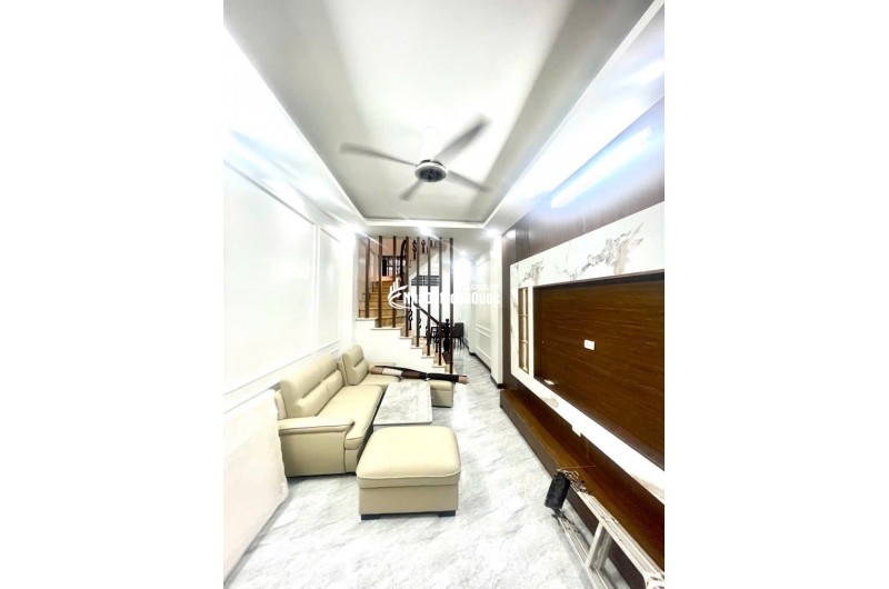 NHÀ CỔ NHUẾ – 55M2 – MẶT TIỀN 5M – GIÁ CHỈ 5 TỶ – SỔ ĐỎ SẴN SÀNG