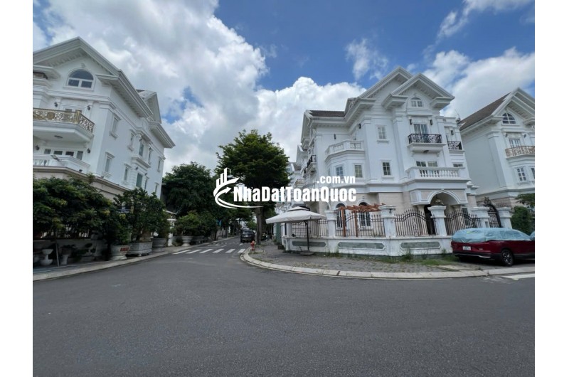 BIỆT THỰ ĐƠN LẬP ĐẲNG CẤP TẠI CITY LAND   Số 67 Đường Số 8 – Góc 2 mặt tiền SIÊU VỊ TRÍ. DT: 15x20m – CN: 300m², H. 4T, TM. Giá: 75 tỷ TL