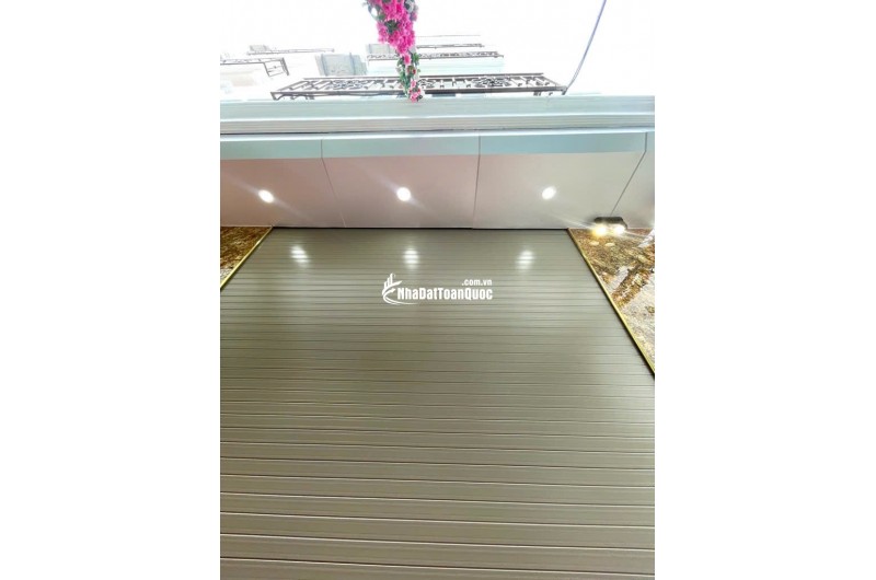 NHÀ MỚI TINH TRẦN CUNG – 35M2 – 5 TẦNG – MẶT TIỀN 4.5M – Ô TÔ LÙI CỔNG – 8 TỶ