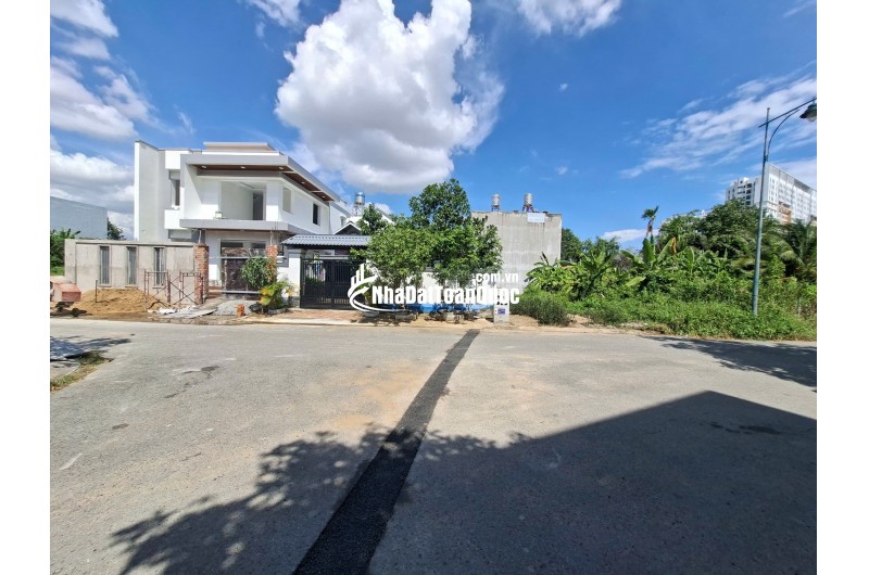 BÁN ĐẤT 123M THỔ CƯ 100% KDC VĨNH PHÚ 1, P.BÌNH HÒA, TP.HCM CHỈ 5 TỶ XX. LH:0906309177.