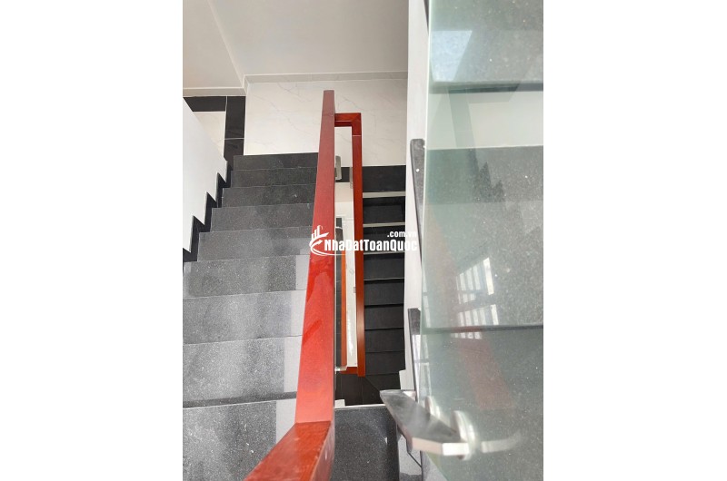 NHÀ HẺM XE TẢI 8M TRỊNH ĐÌNH TRỌNG - 100M2 - 3 TẦNG - GIÁ 10 TỶ X. LH:0903945067