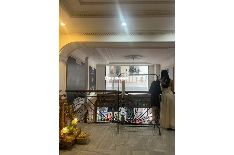  BÁN NHÀ DÒNG TIÊNG 80/TH DTĐ 118M2 X 6 TẦNG MT 6M 16TỶ