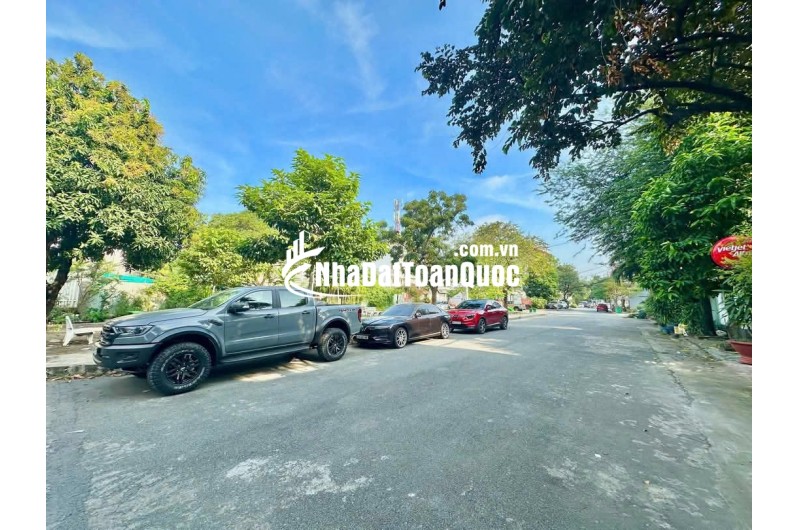 CHÍNH CHỦ BÁN ĐẤT BIỆT THỰ HIỆP BÌNH CHÁNH, DT 343.8M2, DTSD 448,1M2,CHỈ 27 TỶ. LH:0947961777.