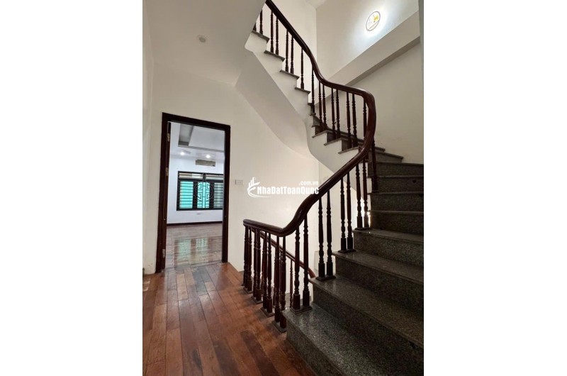 Bán Nhà Phân Lô Tô Hiệu, Hà Đông – 44m² x 5 Tầng, Ô Tô Tránh – Sổ Đỏ Riêng