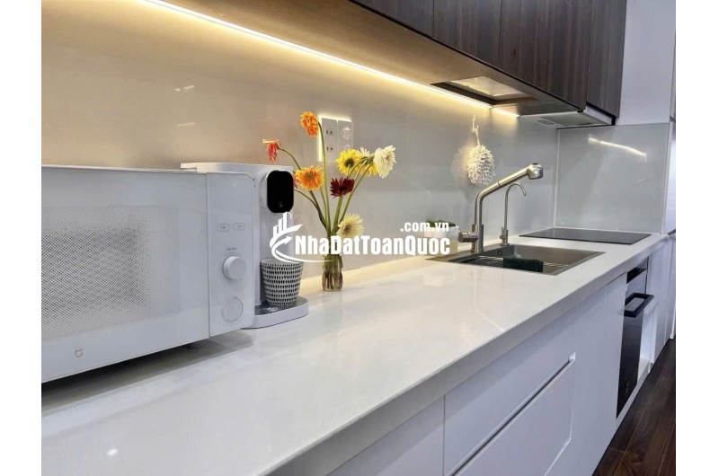 NHÀ ĐẸP- GIÁ TỐT - Vị Trí Đắc Địa Tại Khu Đấu Giá Ngõ Cổng Kiến Hưng, Hà Đông DT 50m2x 7T giá 16.3 tỷ