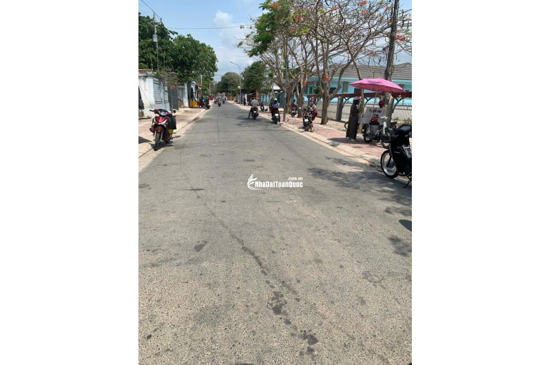 ĐẤT MT TẠI THỦ PHỦ DU LỊCH XÃ HỒ TRÀM TPHCM, 291M2 TC 235,9M2 SHR 5.1TỶ. LH:0914377376.