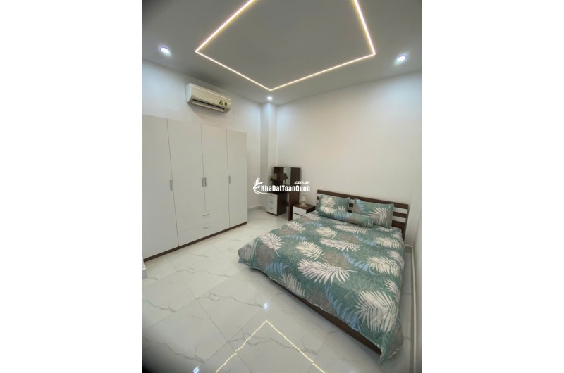 CHỈ 5.X TỶ - CÓ NGAY SIÊU PHẨM NHÀ 3 TẦNG HXH TẠI QUẬN 9 - TẶNG FULL NỘI THẤT NỬA TỶ. LH:0906857033.