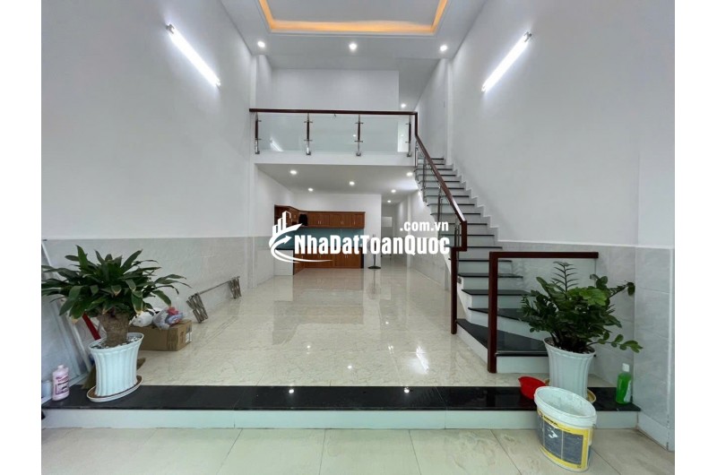 BÁN NHÀ LŨY BÁN BÍCH – 75M² – 2 TẦNG – HẺM XE HƠI – GẦN UBND – CHỈ 6.4 TỶ