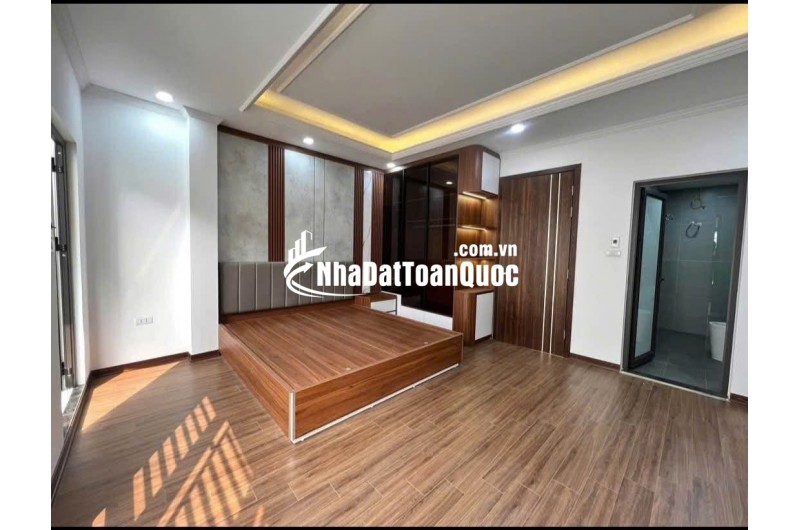 BÁN NHÀ PHỐ TÔ KHÊ,GIA LAM – 80M² – 4.5 TẦNG – 3 MẶT THOÁNG –KINH DOANH Ô TÔ TRÁNH - HON 9TY