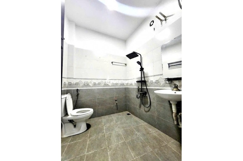 Siêu hiếm Nhà đẹp 75m ra Phố Bạch Mai 23m *4T giá chỉ nhỉnh 3 tỷ Sổ đỏ cất két