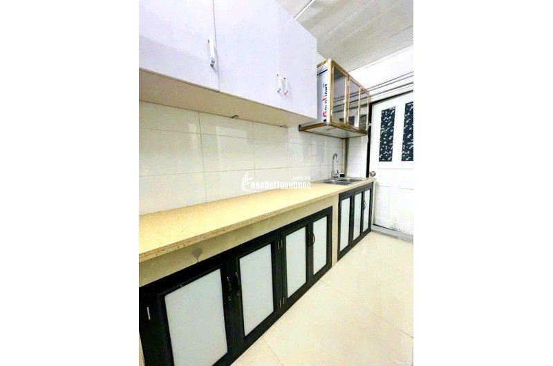 Siêu hiếm Nhà đẹp 75m ra Phố Bạch Mai 23m *4T giá chỉ nhỉnh 3 tỷ Sổ đỏ cất két