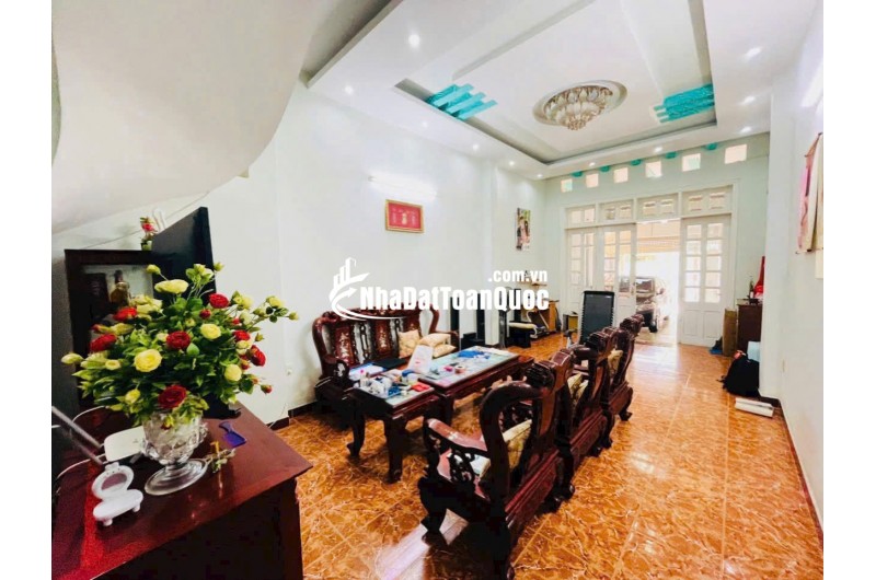 Bán nhà Mặt tiền đường Nguyễn Lương Bằng, khu VIP Song Ngữ, P.9, Vũng Tàu.