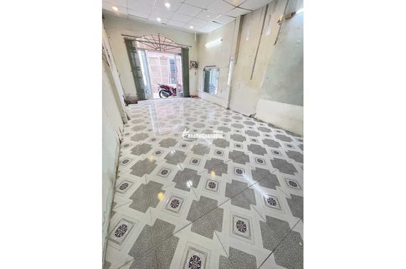 Nhà bán - Tấn Sơn Nhì - Tân Phú - Hẻm Xe Hoi - Diện Tích 70m2 - Giá chỉ 6.x tỷ