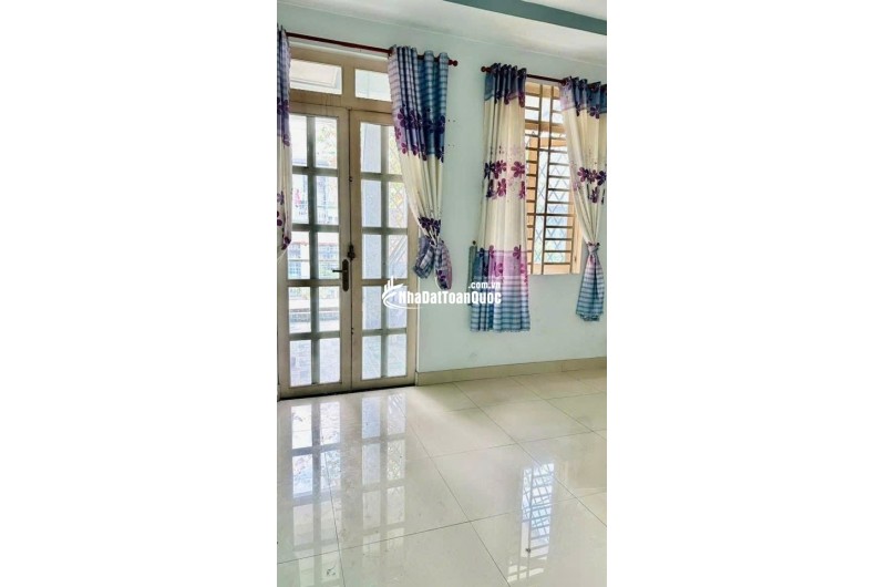 cần bán gấp KDC ĐẠI HẢI Dt 4m x 16,3m Giá. 5,8 tỷTrệt, 2 lầu, 4 phòng ngủ, 4 wc)